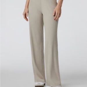 Vuori Women's Wide Leg Tan Pants